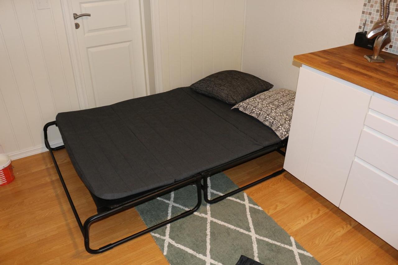 Nice Apartment With1 Bedroom Separate Living Room With A Sofa Bed And A Tiny Kitchen A Bathroom Located In Nordstrand Near By The Sea For 3 Guests With A Garden And Grill 5 Extra Guests With Extra Cost In The Cabin With Sea View Just Outside The Apar Осло Екстер'єр фото