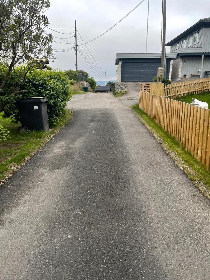 Nice Apartment With1 Bedroom Separate Living Room With A Sofa Bed And A Tiny Kitchen A Bathroom Located In Nordstrand Near By The Sea For 3 Guests With A Garden And Grill 5 Extra Guests With Extra Cost In The Cabin With Sea View Just Outside The Apar Осло Екстер'єр фото
