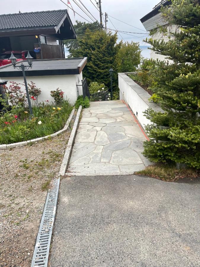 Nice Apartment With1 Bedroom Separate Living Room With A Sofa Bed And A Tiny Kitchen A Bathroom Located In Nordstrand Near By The Sea For 3 Guests With A Garden And Grill 5 Extra Guests With Extra Cost In The Cabin With Sea View Just Outside The Apar Осло Екстер'єр фото