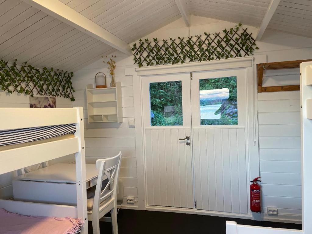 Nice Apartment With1 Bedroom Separate Living Room With A Sofa Bed And A Tiny Kitchen A Bathroom Located In Nordstrand Near By The Sea For 3 Guests With A Garden And Grill 5 Extra Guests With Extra Cost In The Cabin With Sea View Just Outside The Apar Осло Екстер'єр фото