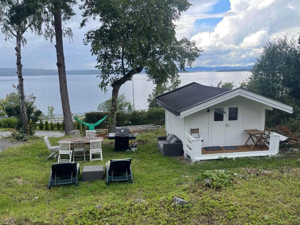Nice Apartment With1 Bedroom Separate Living Room With A Sofa Bed And A Tiny Kitchen A Bathroom Located In Nordstrand Near By The Sea For 3 Guests With A Garden And Grill 5 Extra Guests With Extra Cost In The Cabin With Sea View Just Outside The Apar Осло Екстер'єр фото