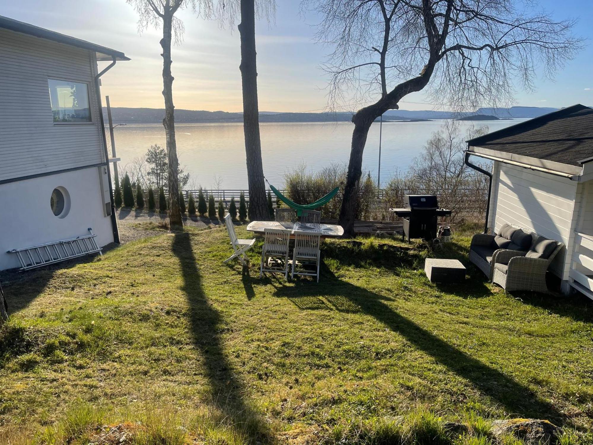 Nice Apartment With1 Bedroom Separate Living Room With A Sofa Bed And A Tiny Kitchen A Bathroom Located In Nordstrand Near By The Sea For 3 Guests With A Garden And Grill 5 Extra Guests With Extra Cost In The Cabin With Sea View Just Outside The Apar Осло Екстер'єр фото