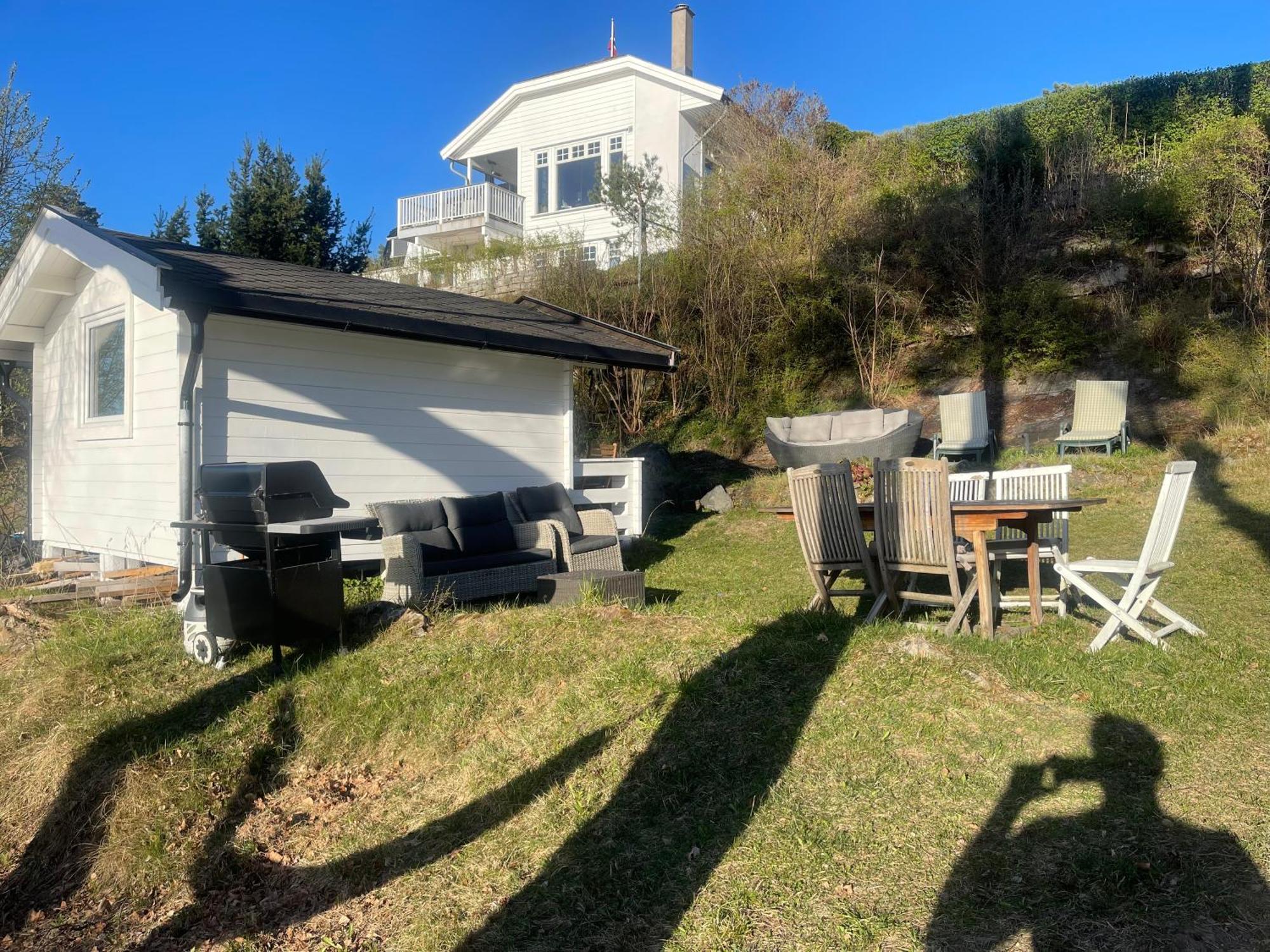 Nice Apartment With1 Bedroom Separate Living Room With A Sofa Bed And A Tiny Kitchen A Bathroom Located In Nordstrand Near By The Sea For 3 Guests With A Garden And Grill 5 Extra Guests With Extra Cost In The Cabin With Sea View Just Outside The Apar Осло Екстер'єр фото